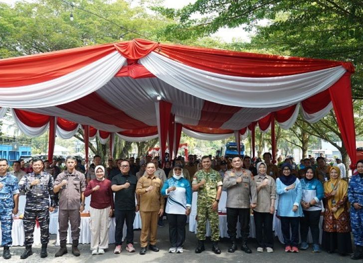 Photo of Sinergi Membangun Daerah, Pangdam XII/Tpr Hadiri Pencanangan BBGRM XXIII Kalbar di Kubu Raya