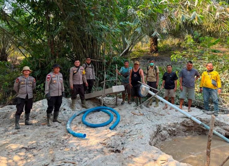 Photo of Warga Harapkan Sungai Boyan Kembali Bersih, Polsek Meliau Intensifkan Penertiban PETI