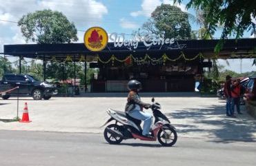 Bayang-Bayang Alih Fungsi, Nasib RTH Taman Sekayam Sanggau di Balik Weng Coffee