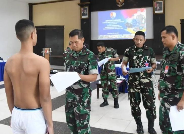 Photo of Jaring Putra Terbaik Kalbar, Lanud Supadio Gelar Seleksi Calon Bintara TNI AU