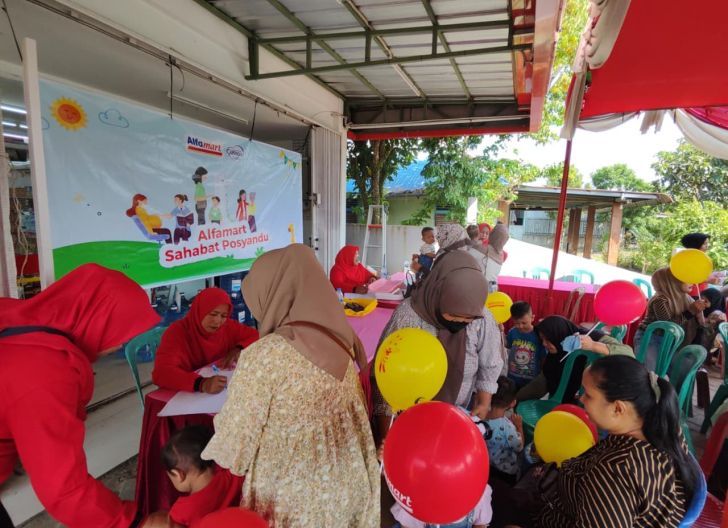 Photo of Alfamart dan Cussons Baby Kembali Berkolaborasi melalui Alfamart Sahabat Posyandu, Sasar 2.800 Ibu dan Anak di Juli