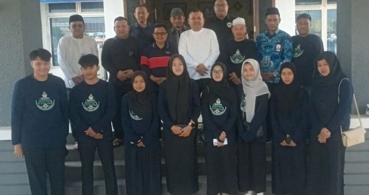 Bupati Lepas Kafilah Melawi ke MTQ Provinsi Kalbar di Kayong Utara