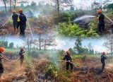 Photo of Gerak Cepat Tim Siaga Karhutla Brimob Kalbar Padamkan Kebakaran Lahan di Kubu Raya
