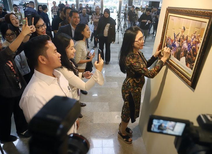 Photo of Rieke Diah Pitaloka: Karya Jurnalistik dan Foto Jurnalistik Parlemen Jadi Warisan Sejarah Demokrasi Indonesia