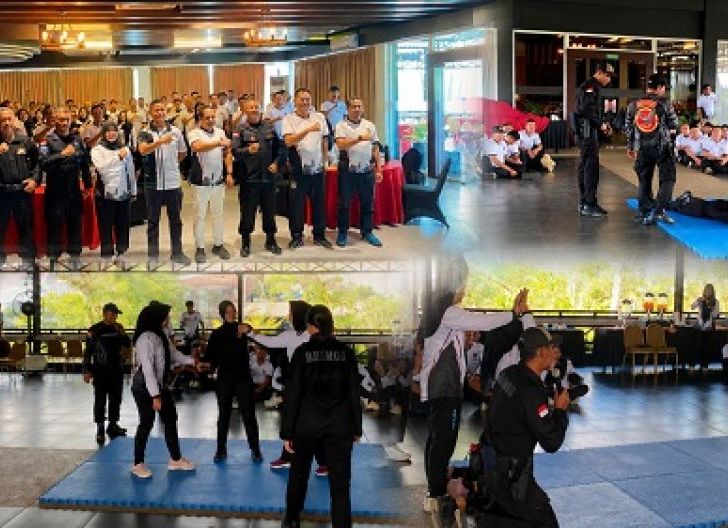 Photo of Berikan Pembinaan pada Pegawai Rudenim Imigrasi Pontianak, Brimob Kalbar Gembleng Fisik, Mental, dan Keterampilan