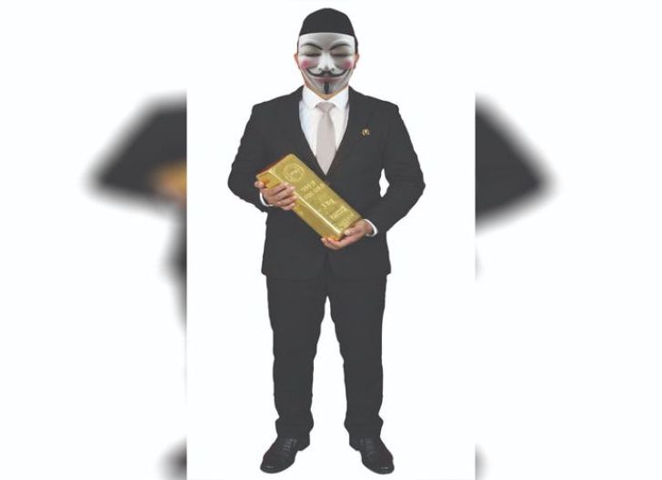 Photo of Oknum Legislator Sintang Ditangkap Polda Kalbar? Bawa Tiga Kilogram Emas Diduga Hasil PETI