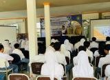 Photo of Astra Motor Kalbar Sapa Siswa-Siswi SMKN 1 Pontianak Lewat Edukasi Generasi Muda untuk Gencarkan Kampanye Cari Aman