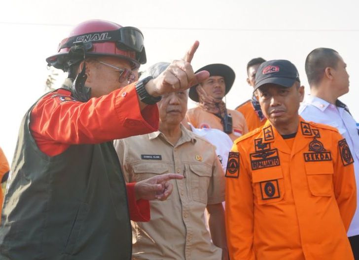 Photo of Kemenhut Kolaborasi Bersama Forkopimda Perkuat Penanggulangan Karhutla di Sungai Pelang