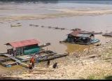 Photo of BPBD Sanggau Himbau Warga Tetap Waspada, Permukaan Air Sungai Kapuas Menurun