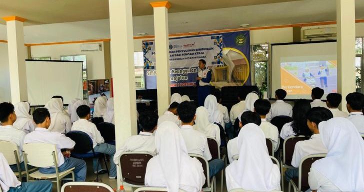 Pelajar SMAN 11 Pontianak jadi Duta Keselamatan Berkendara, Astra Motor Kalbar Berikan Pemahaman Budaya Tertib Berlalu Lintas