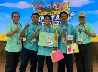 Dua Murid MAN 1 Pontianak Raih Tiket Internasional Roket Air ke Kuala Lumpur