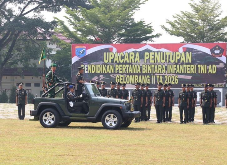 Photo of Kasdam XII/Tpr Tutup Dikmaba Infanteri, 121 Prajurit Siap Mengabdi