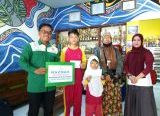 Photo of Baznas Singkawang Salurkan Beasiswa untuk 33 Siswa dan Mahasiswa