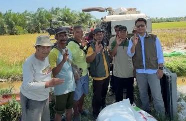 Jelang HUT RI ke-81, Bulog Singkawang Lampaui Target Serapan Gabah 2026