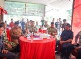 Photo of Pangdam XII/Tpr Hadiri Peresmian 3.395 Jembatan TNI-Polri dan 3000 Titik Air Bersih TNI AD Secara Virtual di Sambas