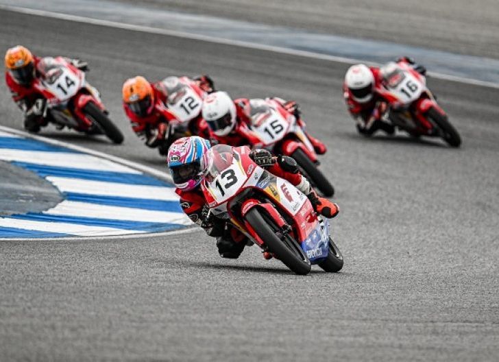 Photo of Pembalap Astra Honda Raih Kemenangan di Mandalika untuk Buktikan Kencangnya CBR Series