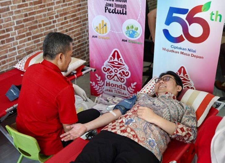 Photo of Perayaan HUT ke-56 Ditandai dengan Berbagai Aksi Sosial dan Kemanusiaan, Astra Motor Kalbar Turut \Salurkan 560 Kantong Darah