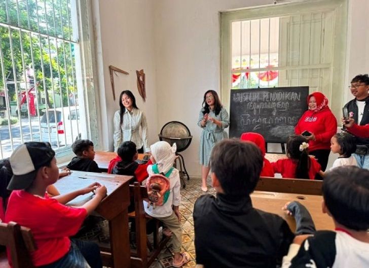 Photo of Berlangsung Semarak di Astra Motor Kalbar, Ribuan Bikers Honda PCX Konvoi Simpatik Rayakan HUT ke-81 Proklamasi Kemerdekaan RI Tahun 2026 untuk Buktikan Cinta Indonesia