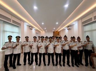 Lantik Kepala Lapas dan Rutan di Kalbar, Jayanta Tekankan Perkuat Keamanan dan Pembinaan