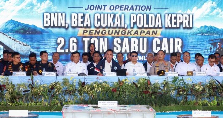 Operasi Gabungan Ungkap 2,6 Ton Cairan Mengandung Metamfetamin di Kapal MV Ocean Porter Berbendera Tanzania