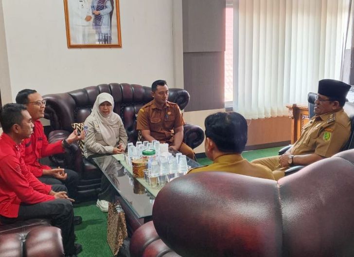 Photo of Koordinasi Penguatan Pengendalian Karhutla di Wilayah Perbatasan Kabupaten Sambas