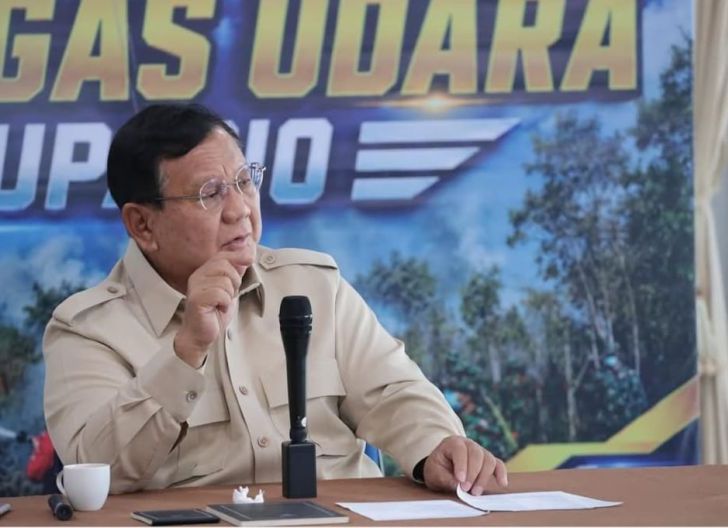 Photo of Presiden Prabowo Tinjau Lokasi Karhutla di Kalbar