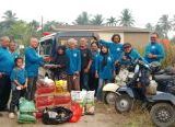 Photo of Mengawali HUT ke-8 dengan Berbagi, FRKP WB Vespa Lovers Sambangi Lima Keluarga di Desa Rengas Kapuas Kubu Raya