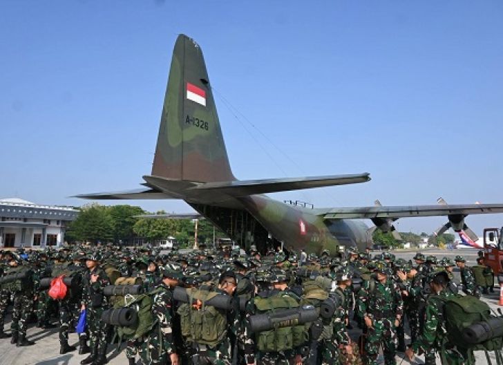Photo of Perkuat Penanganan Karhutla, TNI AU Kerahkan Personel ke Kalbar