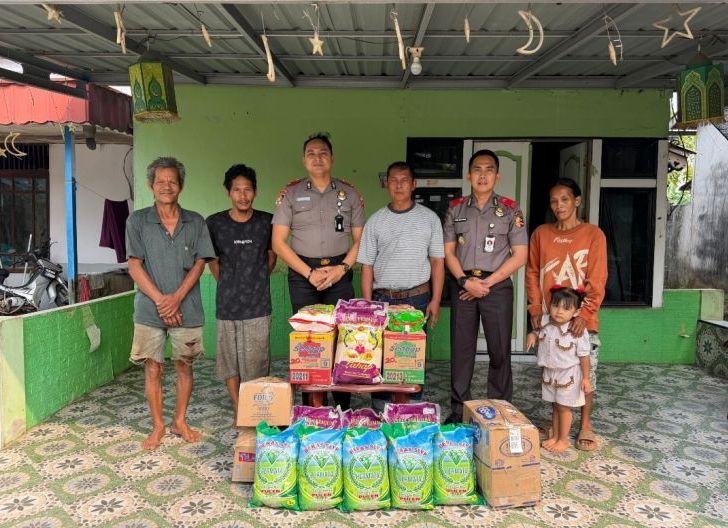Photo of Kepedulian Serdik Sespimmen, Polri Hadir di Tengah Warga Kampung Pemulung Singkawang