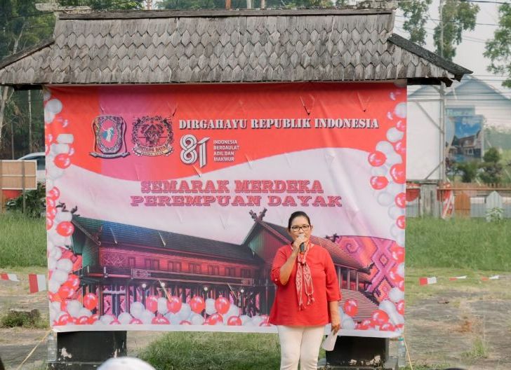 Photo of Perempuan Dayak Kalbar Tolak Keras Rencana Pencabutan Perda Perladangan