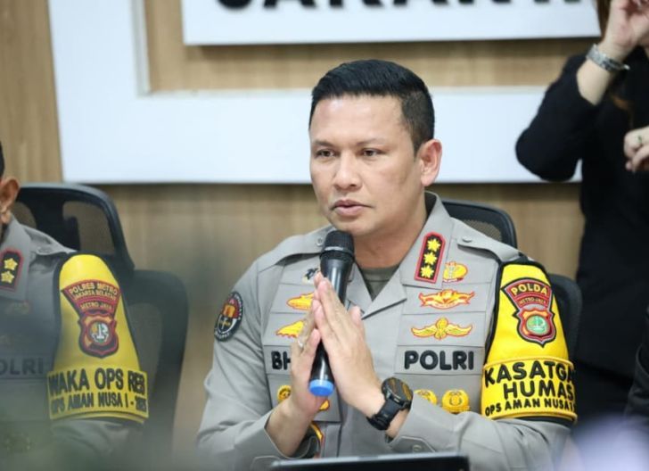 Photo of Transaksi Rekening Aktivis Demo Hanya Ditunda, Warga Diminta Tak Terprovokasi