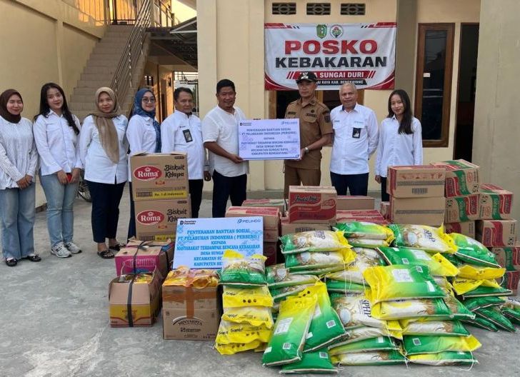 Photo of Pelindo Salurkan Bantuan untuk Korban Kebakaran Sungai Duri