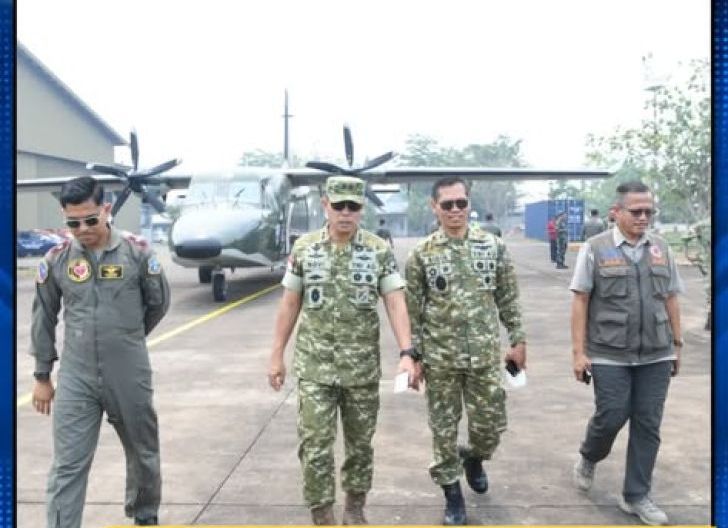 Photo of Pimpin Satgas Udara, Danlanud Supadio Kerahkan Alutsista TNI AU Guna Sukseskan Operasi Modifikasi Cuaca di Kalbar