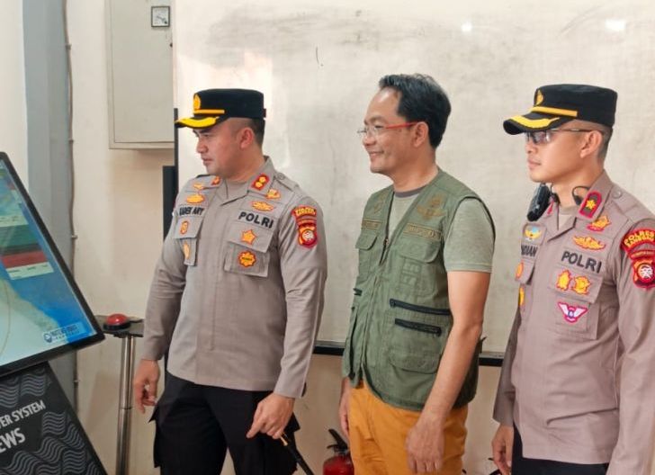 Photo of Kapolres Sanggau Cek Posko Terpadu & Siapkan BKO Brimob Nusantara