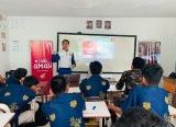 Photo of Wujudkan Generasi Muda Cari aman, Astra Motor Kalbar Gelar Edukasi SR di SMKN 9 Pontianak