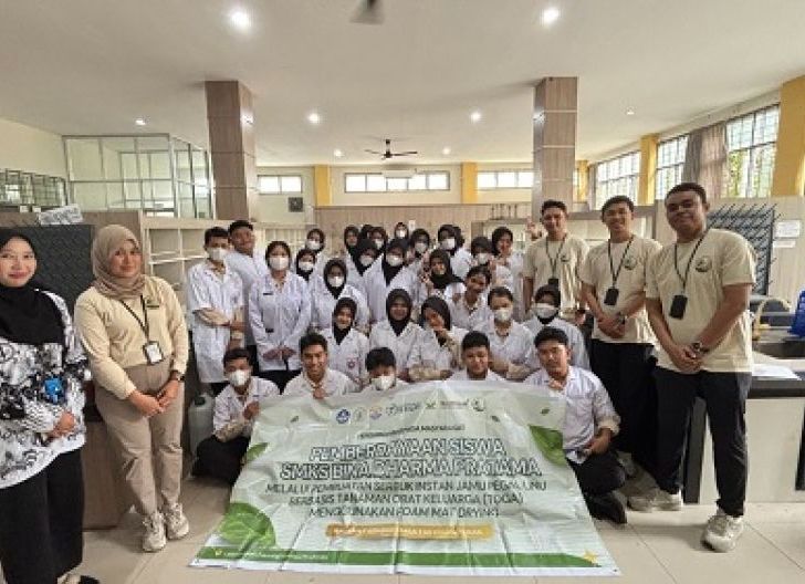 Photo of Modernisasi TOGA, UNTAN Latih Generasi Muda Buat Jamu Pegal Linu Instan