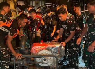 TNI AU Perkuat Penanganan Karhutla Kalbar, 30 Mesin Pompa Air Tiba di Lanud Supadio