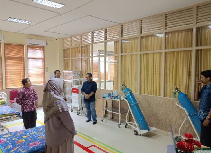 Photo of Gratis untuk Warga Terdampak Karhutla, ITEKES Muhammadiyah Kalbar Operasikan 2 Rumah Oksigen
