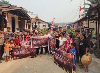 Cegah Karhutla dari Lingkungan Warga, Polsek Tayan Hilir dan Brimob Gencarkan Sosialisasi