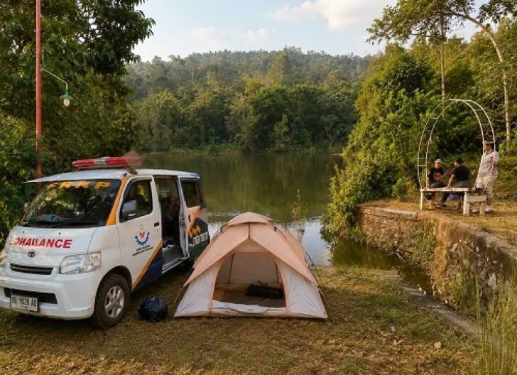 Photo of Air Danau St. Petrus Menyusut, Kepedulian Bruder Steph Menjaga Rumah Pelangi Tak Pernah Surut di Tengah Bahaya Karhutla dan Kemarau