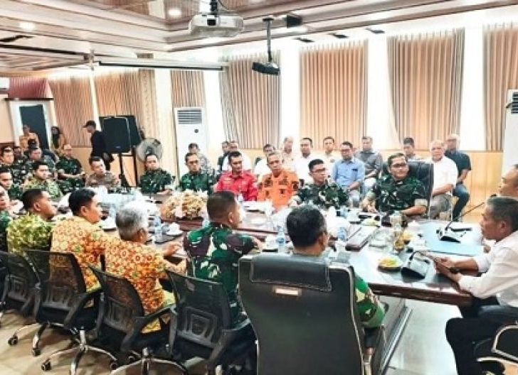 Photo of Kerahkan Semua Kekuatan Tangani Karhutla
