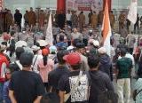 Photo of Petani Keluhkan Konflik Pertanahan Marak di Kapuas Hulu