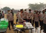 Photo of Polres Singkawang Terima Bantuan Peralatan Karhutla Dari Polda Kalbar