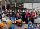 Photo of Perkuat Respons Karhutla, Gemawan Salurkan Bantuan Peralatan Pemadam kepada MDMC Kalbar