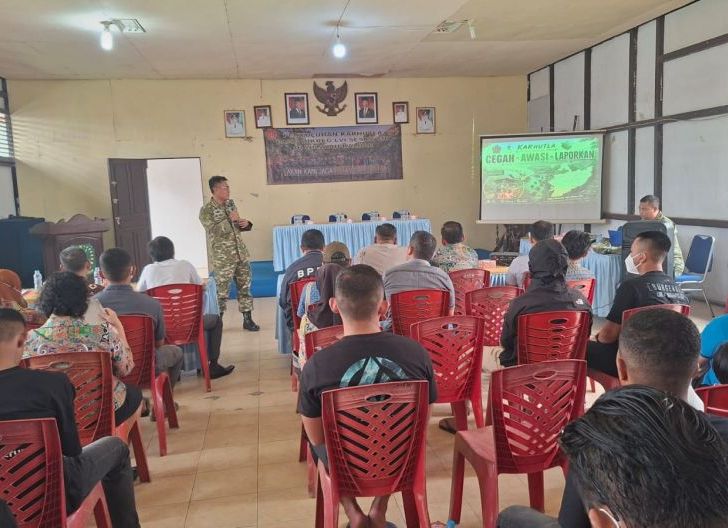 Photo of Cegah Karhutla, Pasis Sesko TNI Berikan Penyuluhan Pencegahan Karhutla di Bengkayang