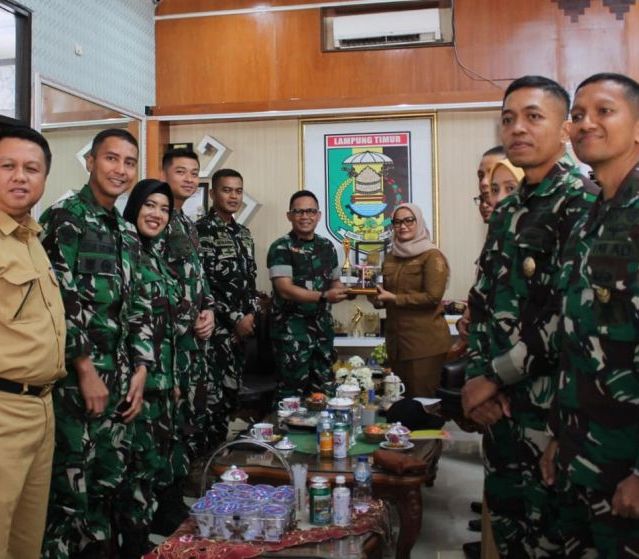 Cari Solusi Karhutla, Tim KKL Seskoad Gelar Dialog Dua Arah dengan Warga Lampung Timur