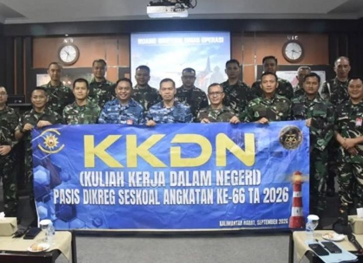 Photo of Lanud Supadio Terima Kunjungan Siswa Seskoal A-66, Bahas Strategi Operasi Udara Tangani Karhutla