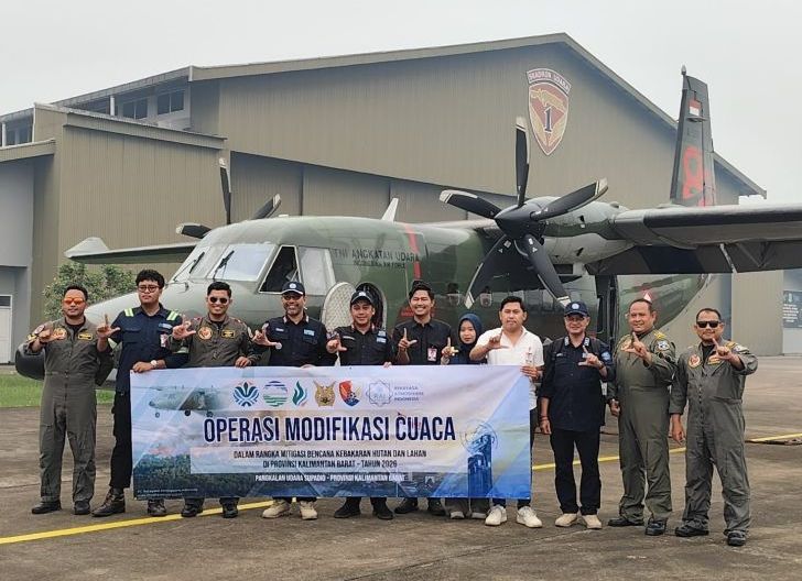 Photo of Karhutla Kalbar Ditangani Terpadu, Pemerintah Terus Gencarkan OMC