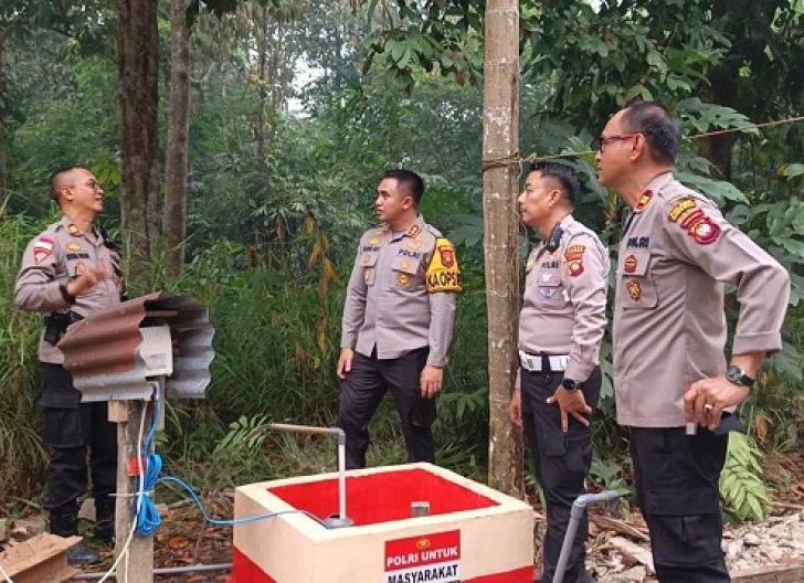 Photo of Polisi Hadir Saat Warga Membutuhkan, Polres Sanggau Siapkan Sumur Bor Hadapi Kemarau
