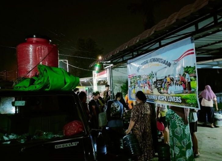 Photo of Baksos Volume Ketiga, Warga Gang Ismail Arahman Bersuka Cita Dapat Bantuan Air Bersih Gratis dari FRKP